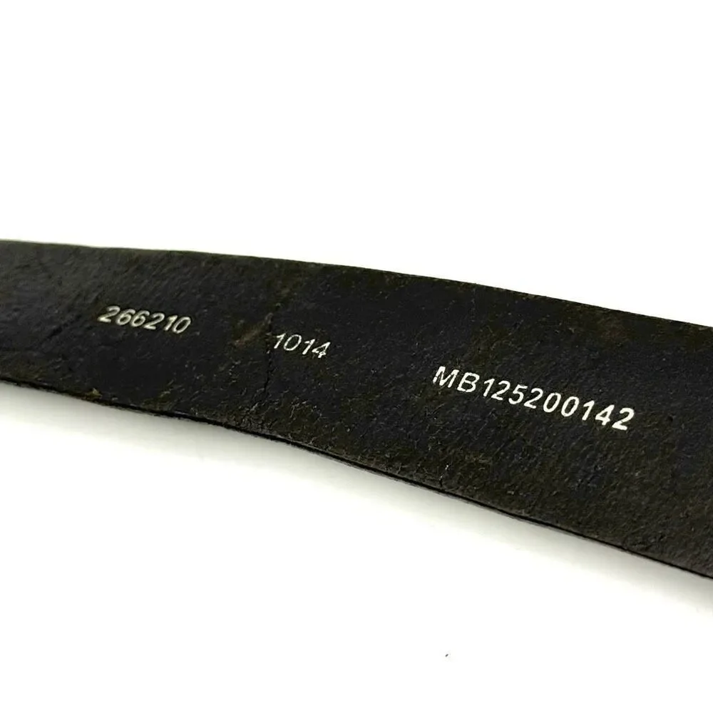 Fossil Vintage Black Leather Belt Silver Buckle - US 42